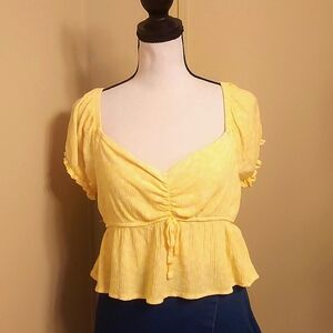 Rue21 Light Yellow Rayon Top